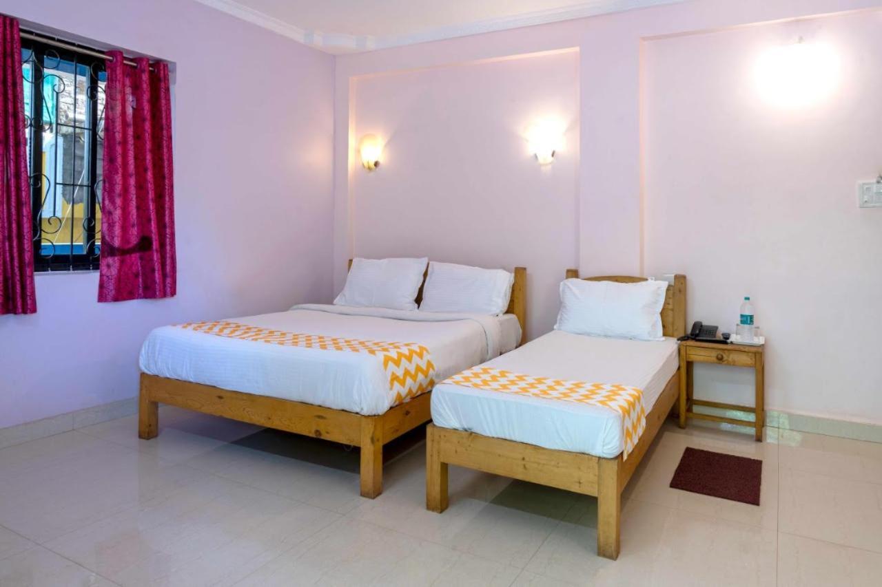 Hotel Baga Bay Esterno foto